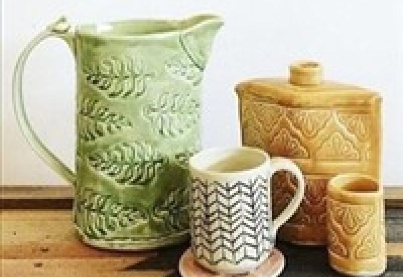 Jennifer Loop: Designing Surfaces on Ceramic Tiles